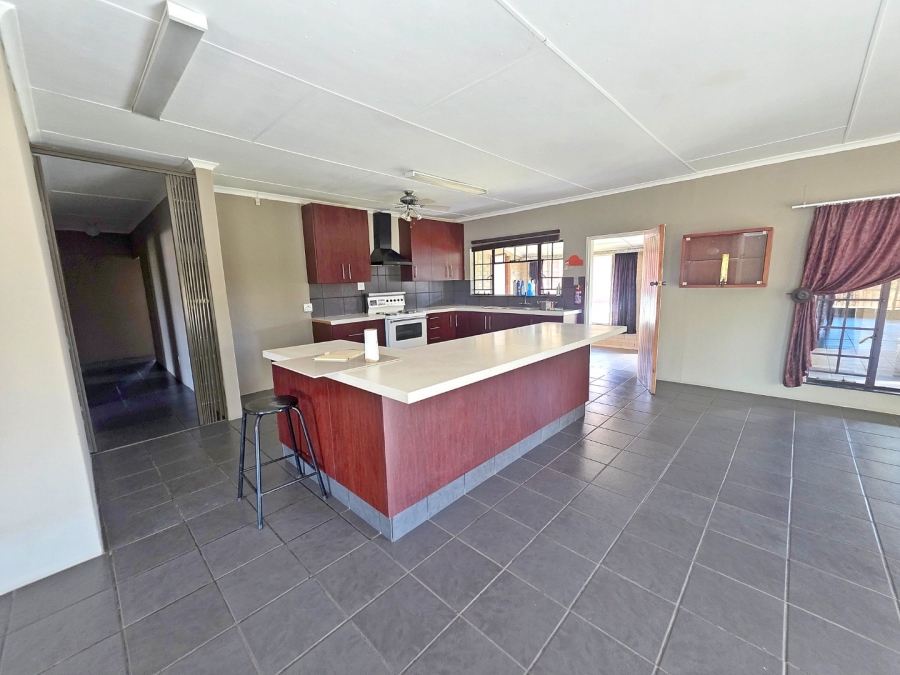 3 Bedroom Property for Sale in Oranjeville Free State